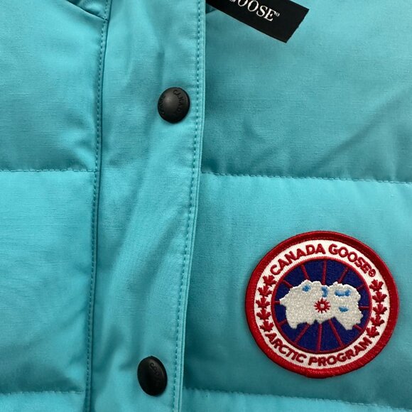 Authentic CANADA GOOSE Puffer down vest size S - Picture 3 of 4